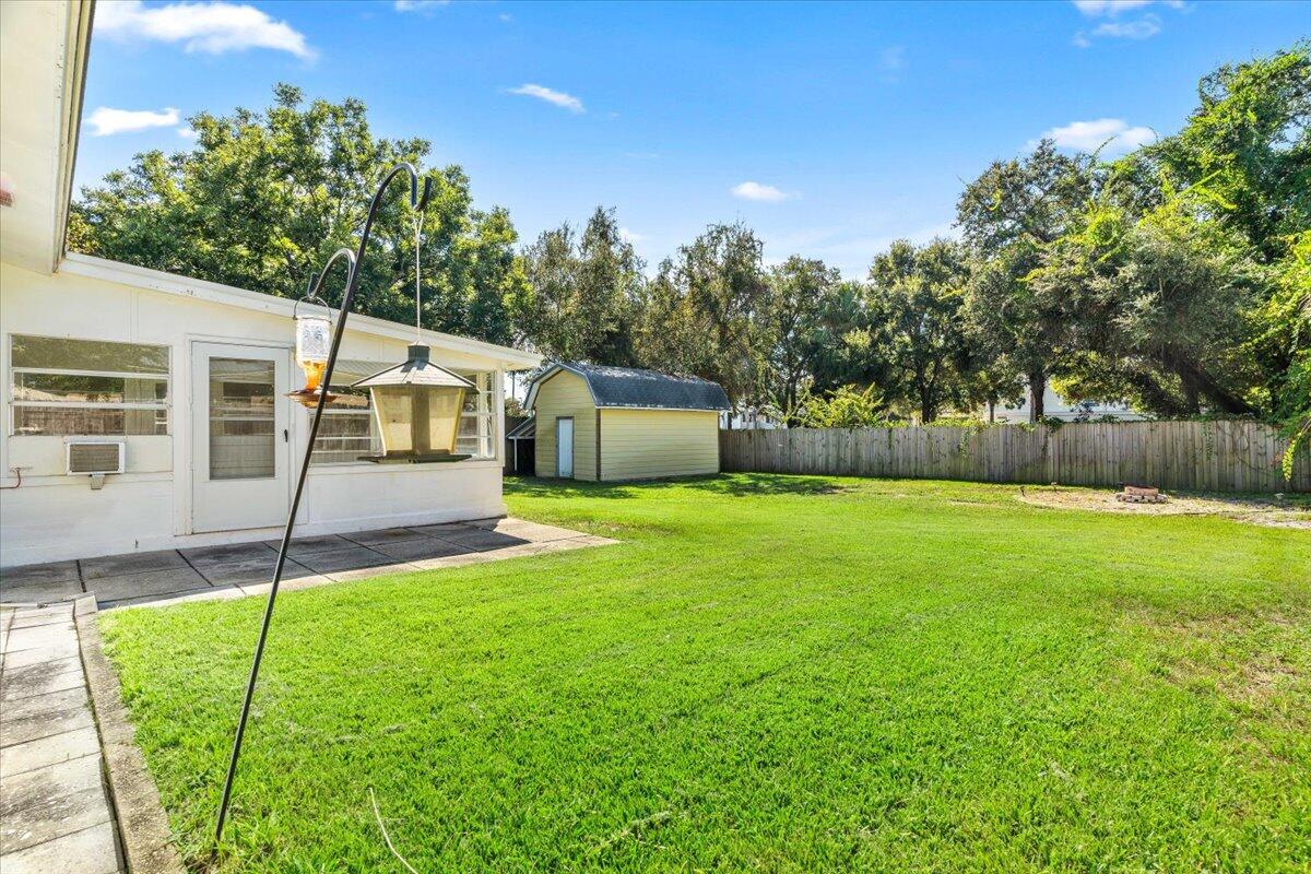 SEABREEZE 6TH ADD LOT 3 BLK G - Residential