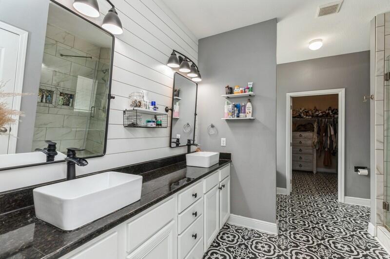 LIBERTY OAKS S/D - Residential