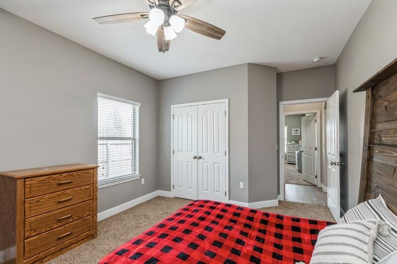 LIBERTY OAKS S/D - Residential