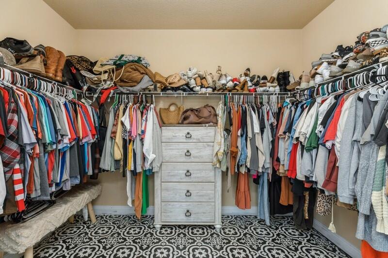 LIBERTY OAKS S/D - Residential