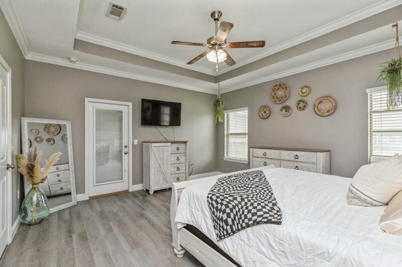 LIBERTY OAKS S/D - Residential