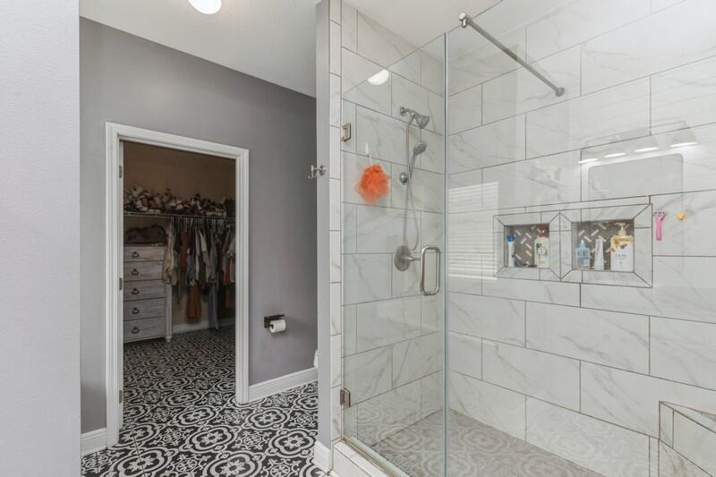 LIBERTY OAKS S/D - Residential