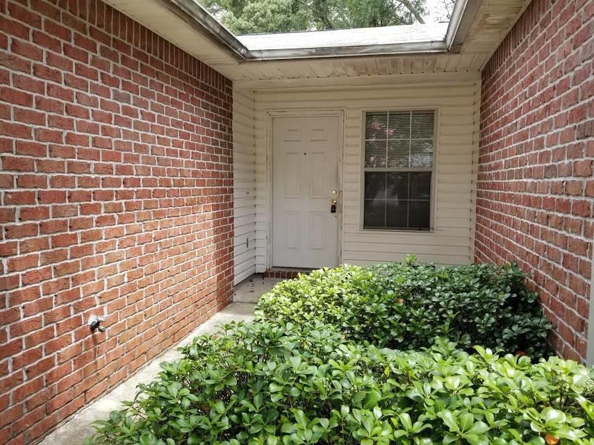 cotton tree T/H - Residential Lease