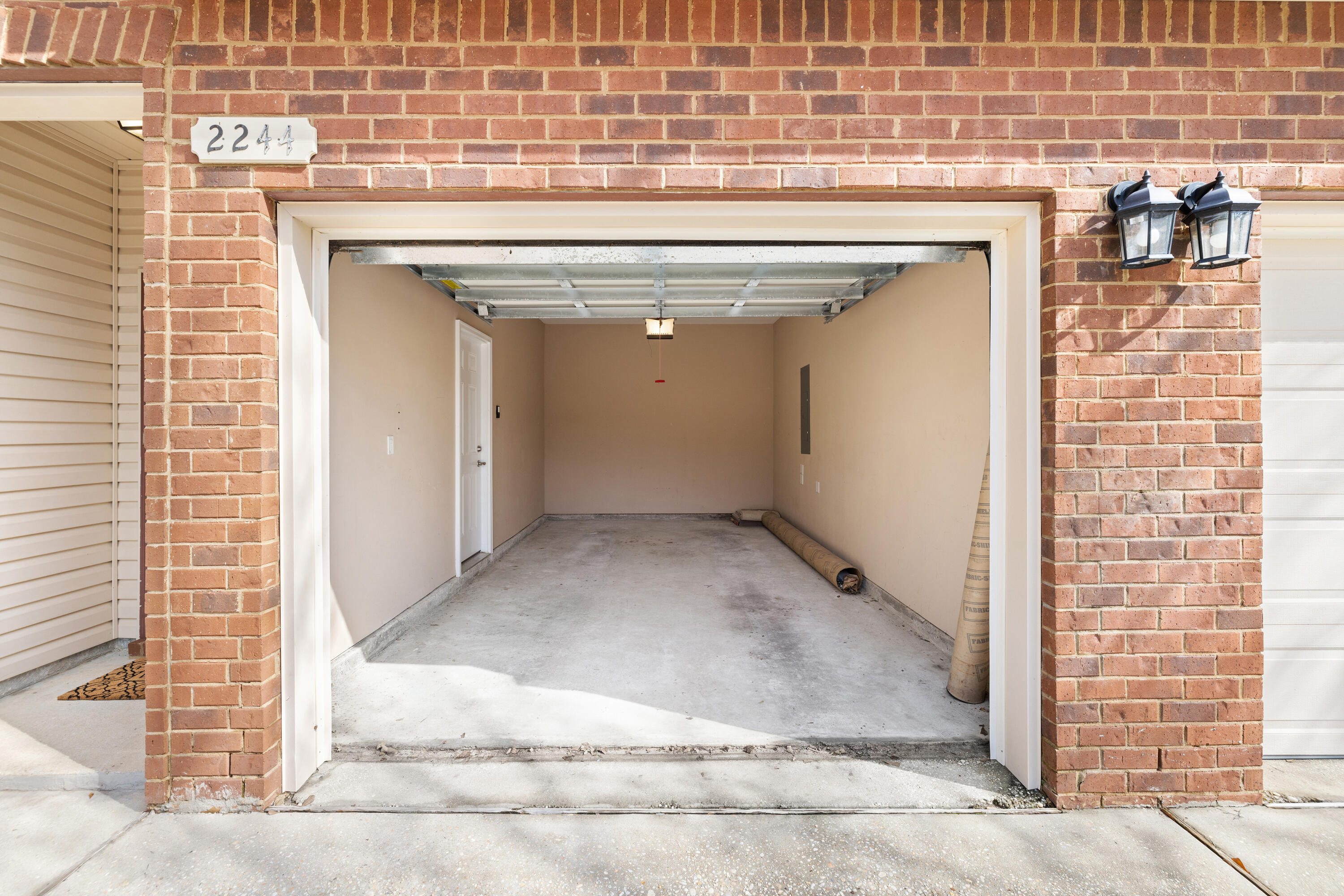 HADLEIGH HILLS TOWNHOMES - Residential