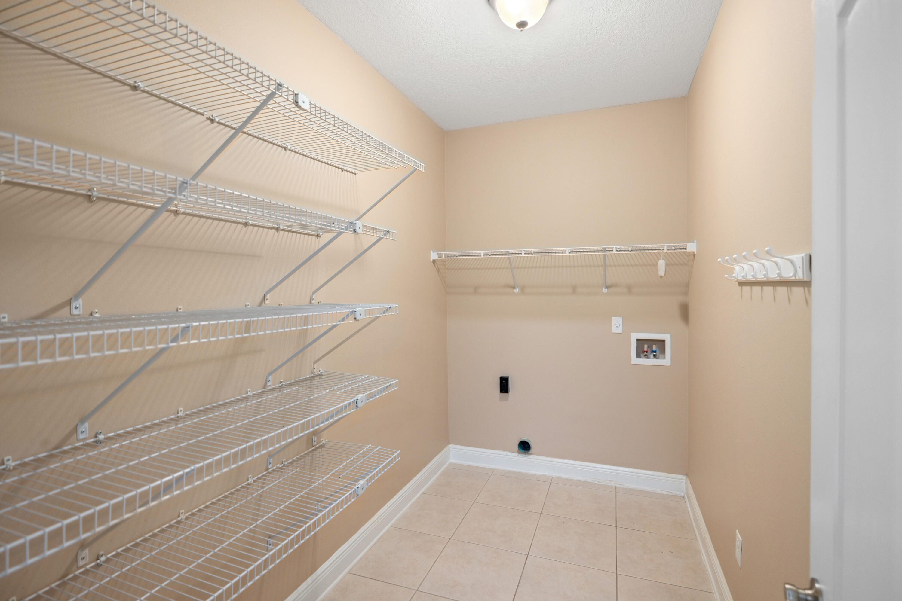 HADLEIGH HILLS TOWNHOMES - Residential