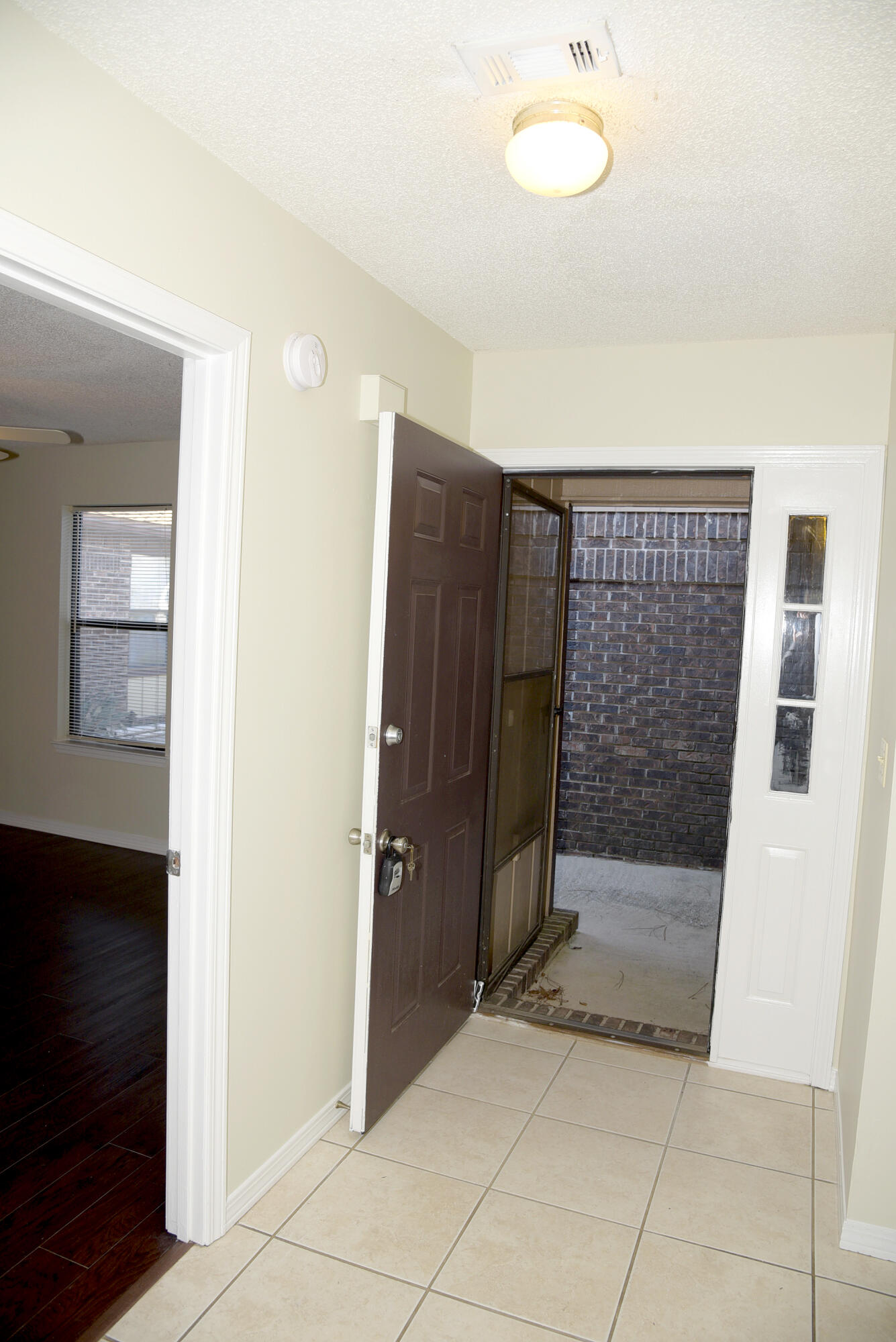 HIDDEN COVE T/H - Residential