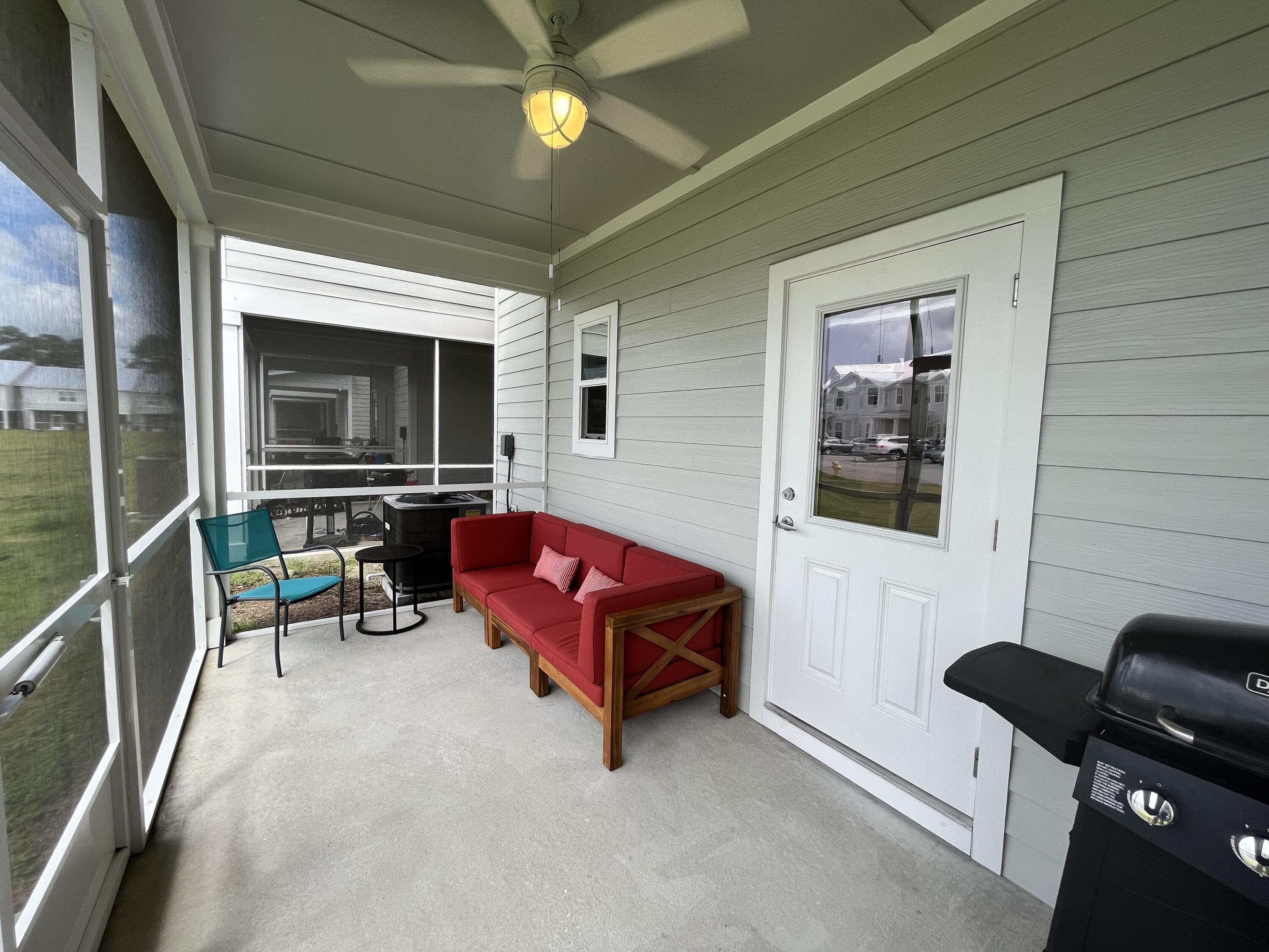 VERANDAS OF FREEPORT - Residential