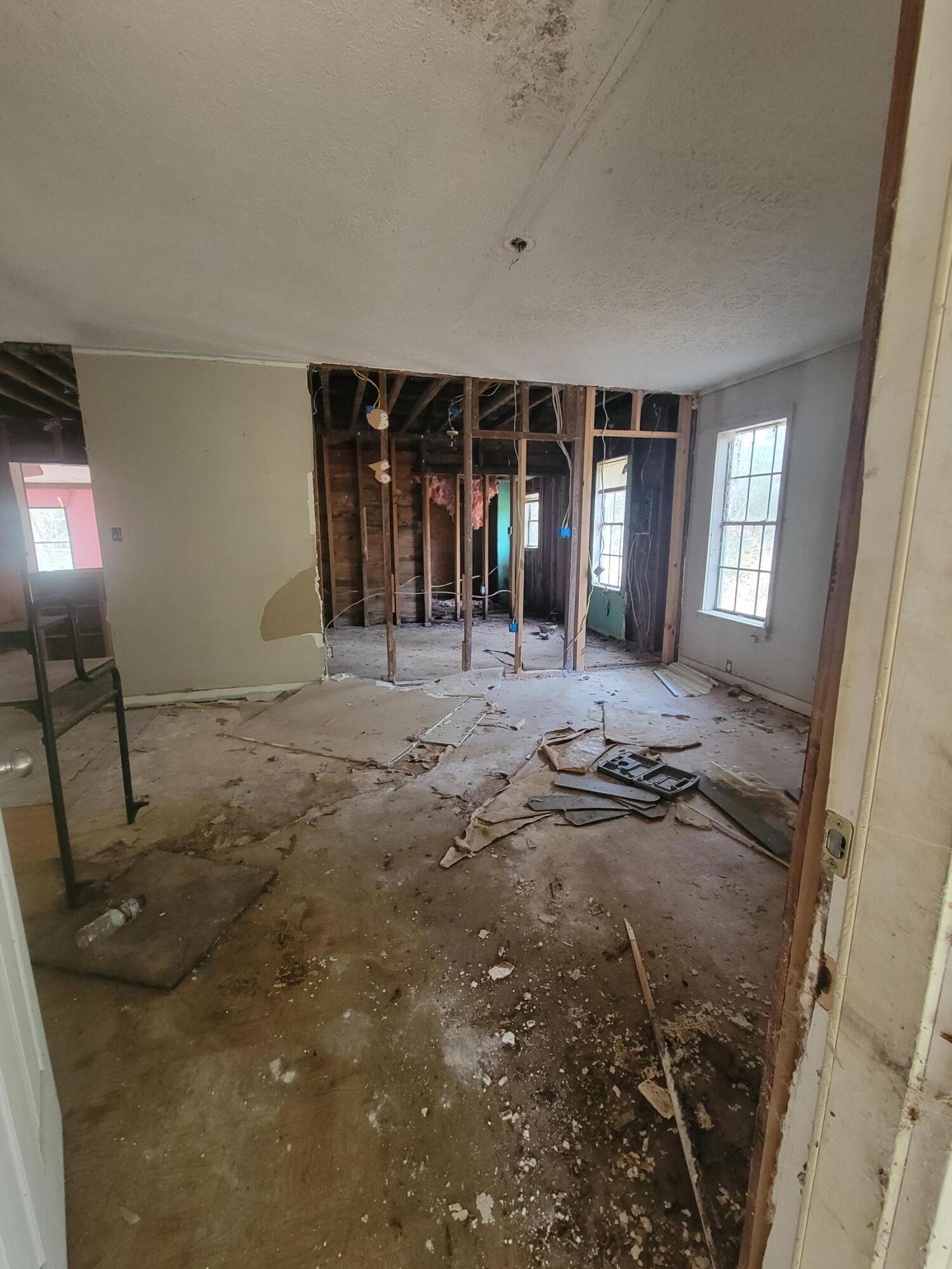 Metes and Bounds - Residential