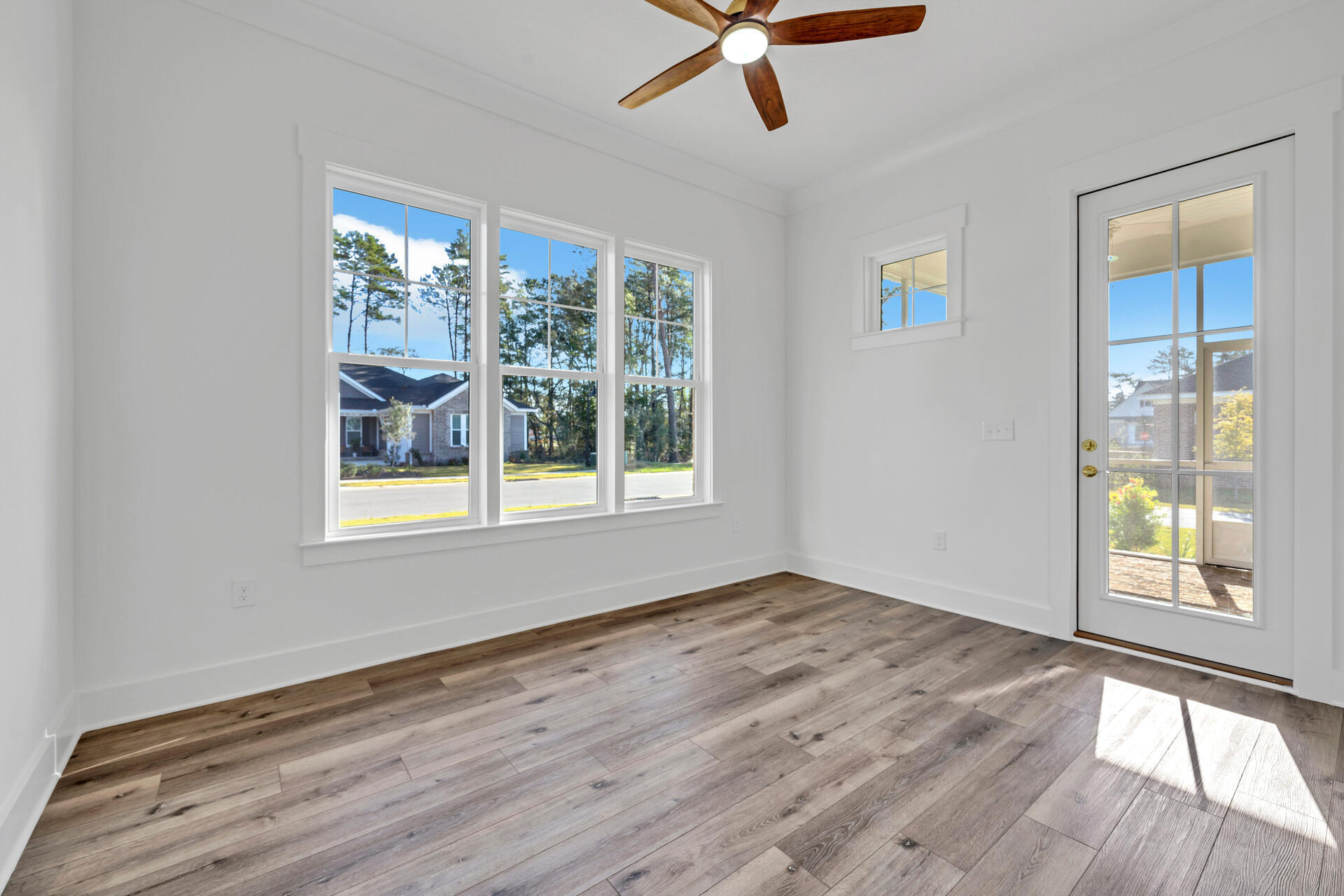 DEER MOSS CREEK - Residential