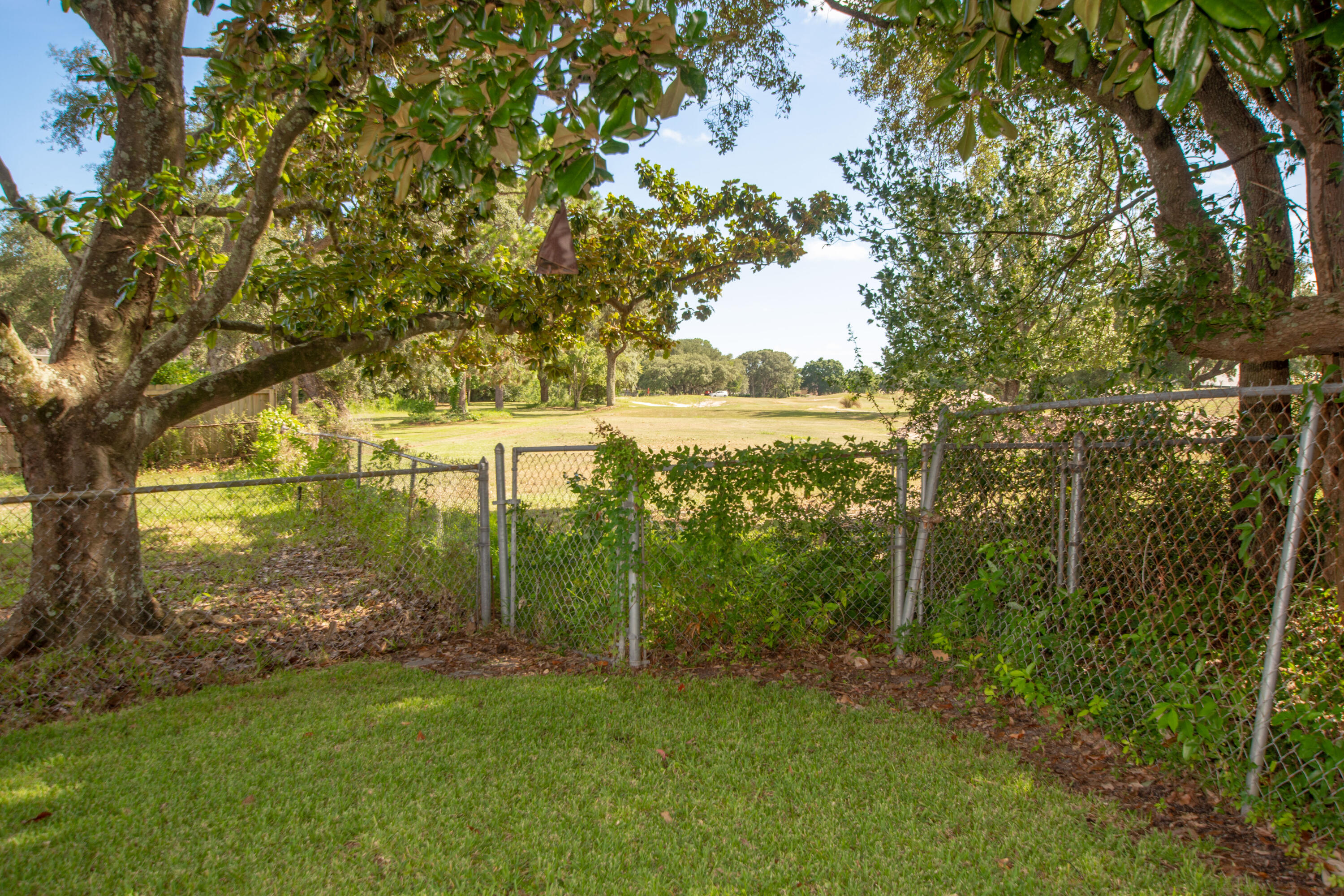 LAKE LORRAINE ESTATES 3 - Residential