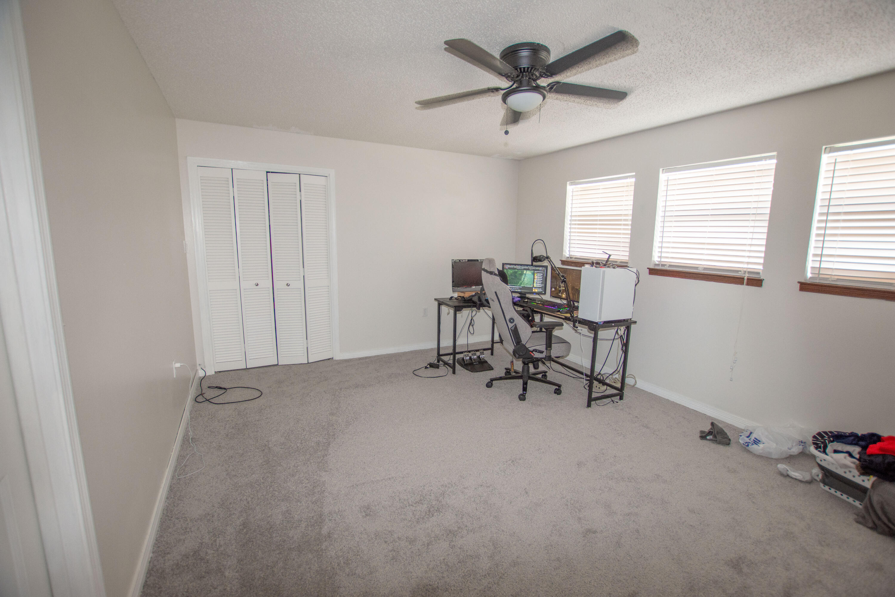 LAKE LORRAINE ESTATES 3 - Residential