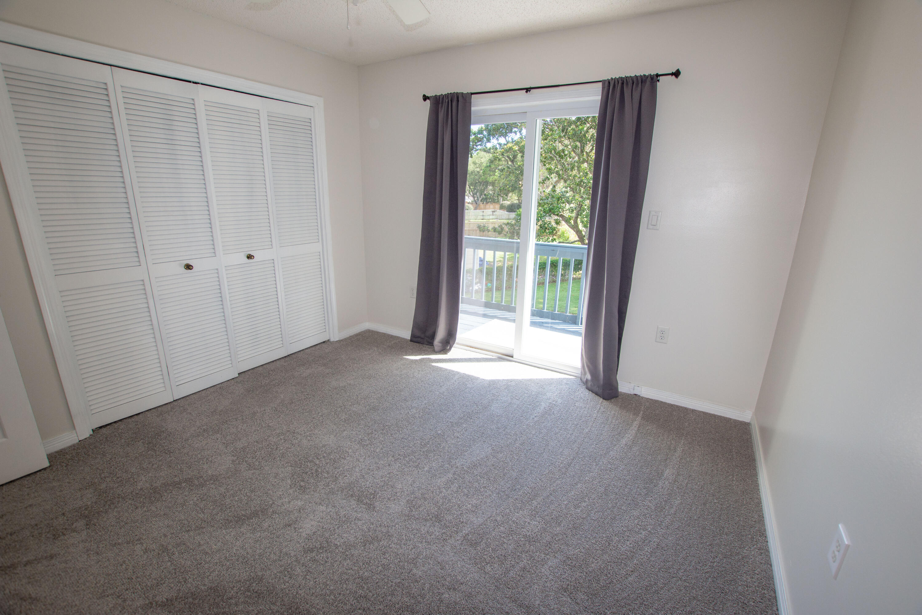 LAKE LORRAINE ESTATES 3 - Residential