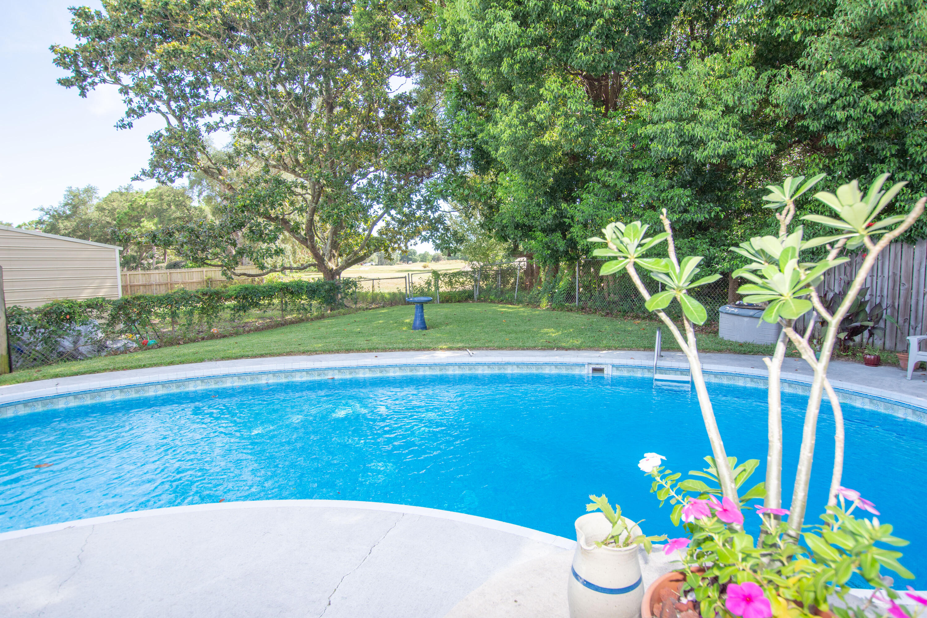 LAKE LORRAINE ESTATES 3 - Residential