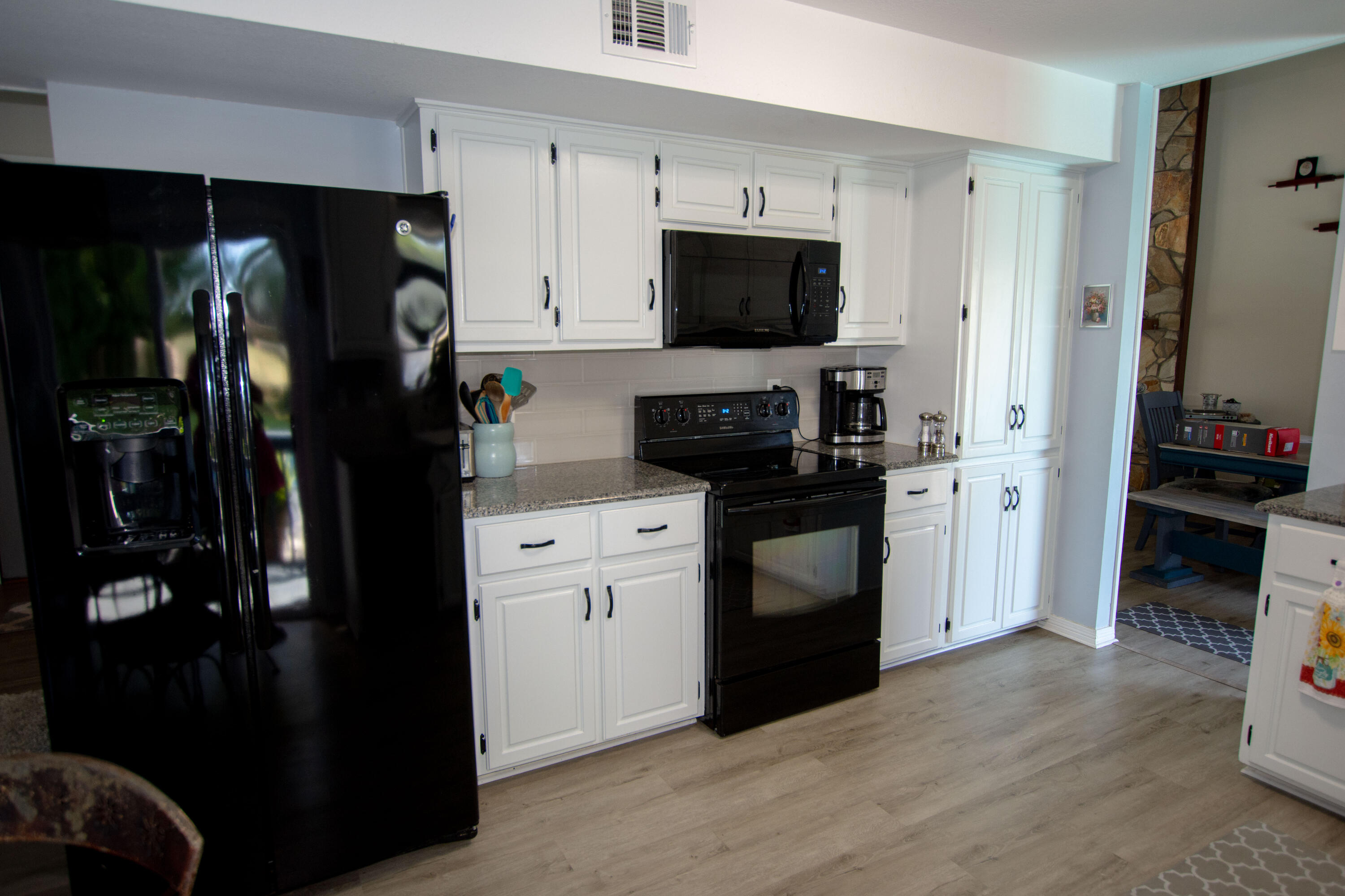 LAKE LORRAINE ESTATES 3 - Residential