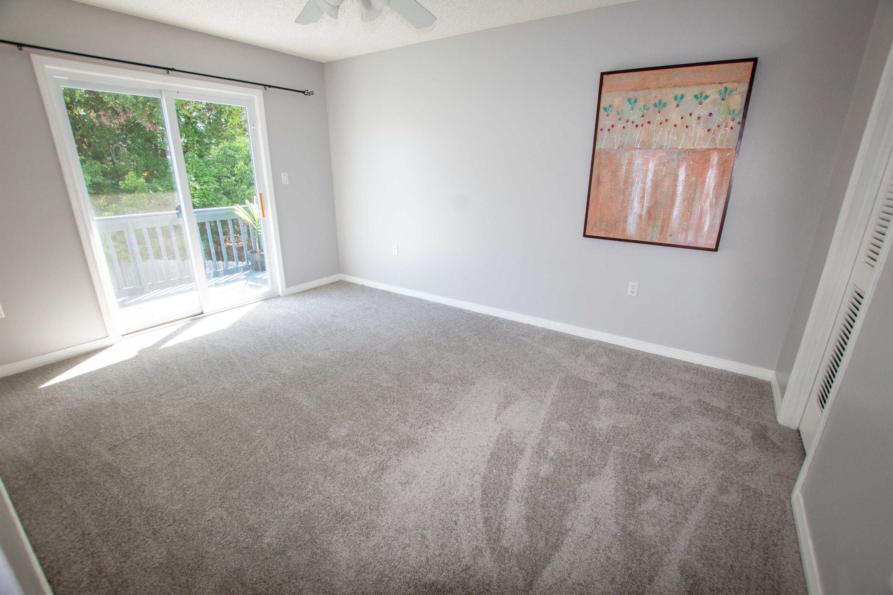 LAKE LORRAINE ESTATES 3 - Residential