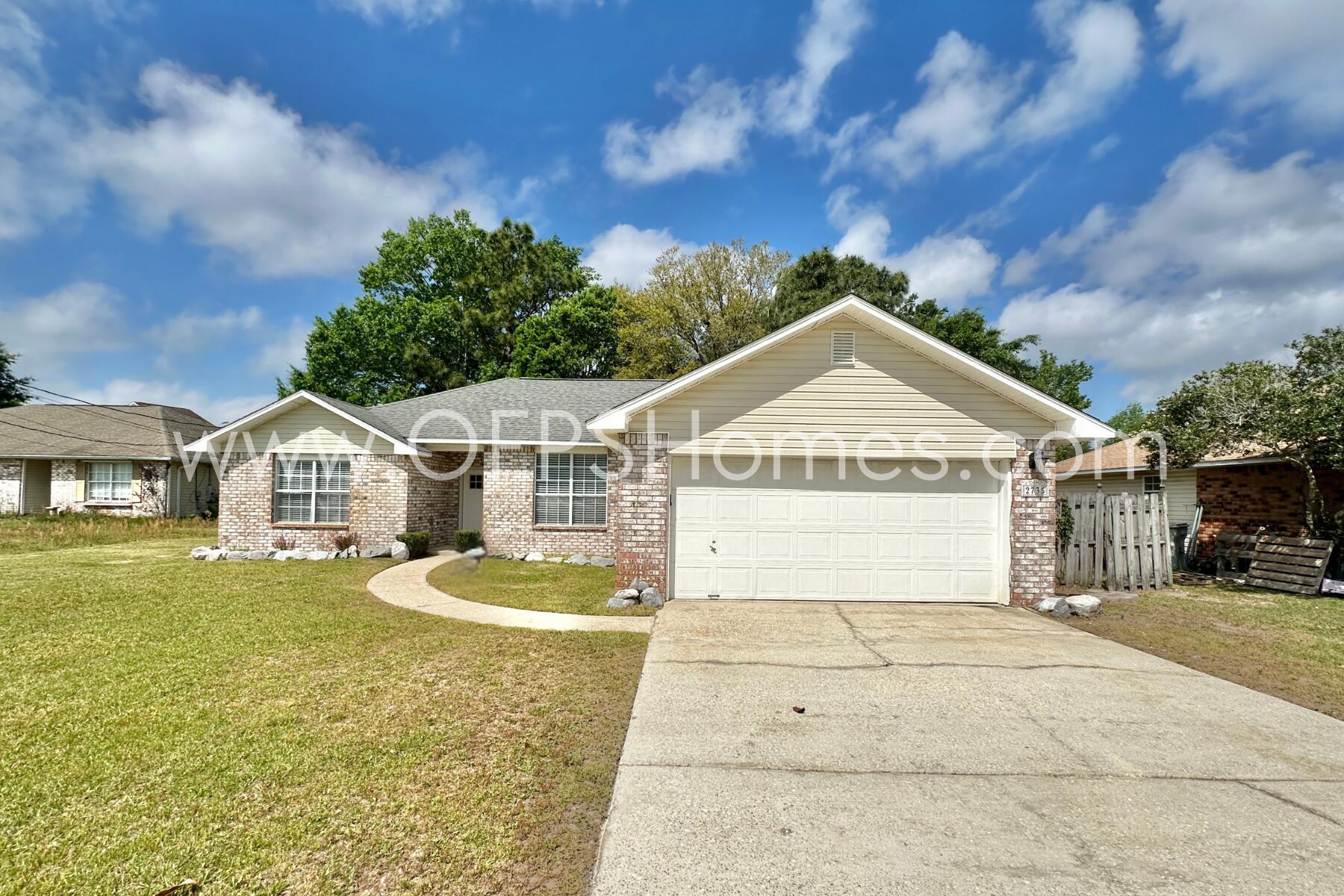 COUNTRY BREEZE EAST - Residential Lease