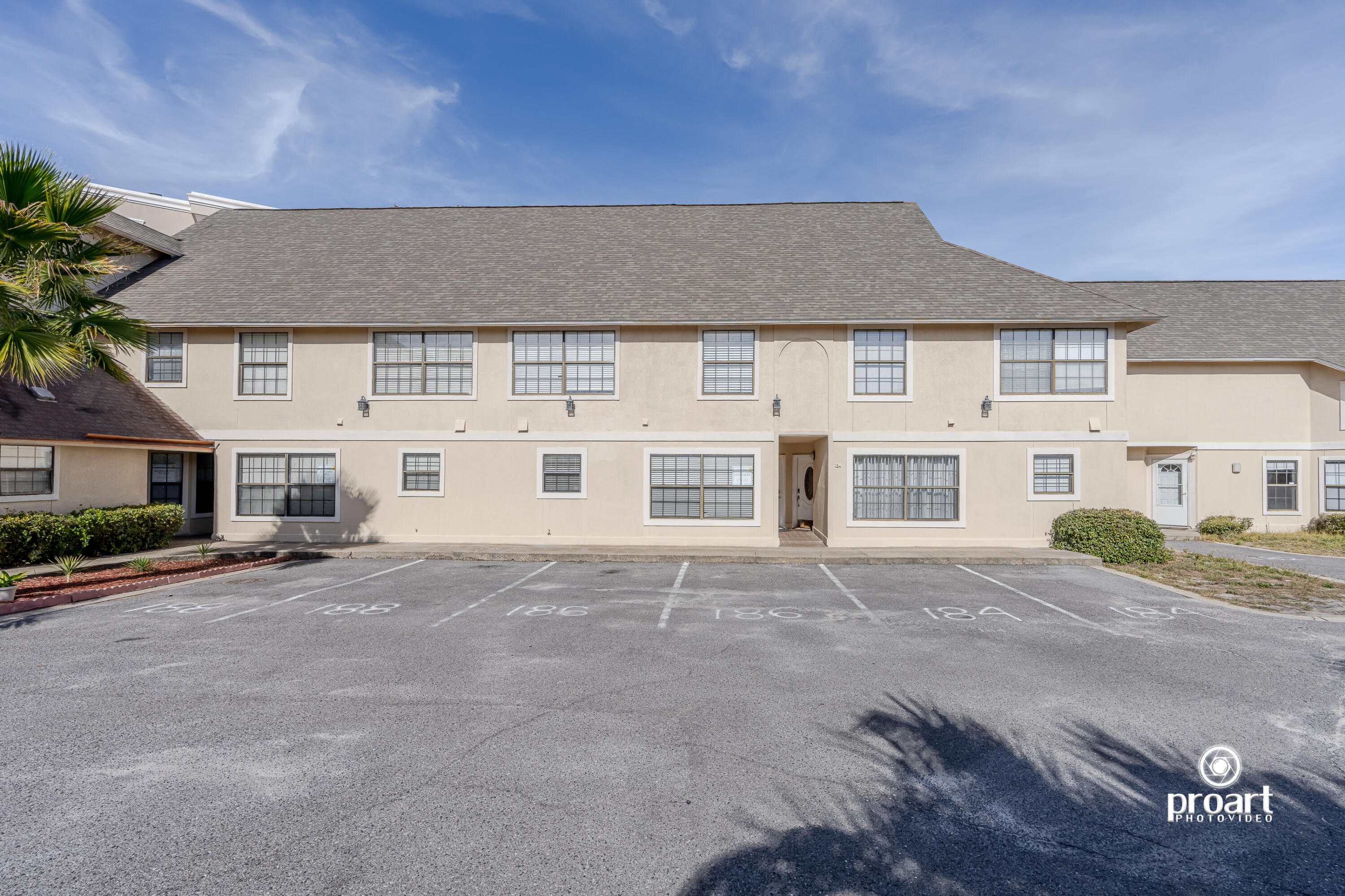 COURT DEL MAR - Residential
