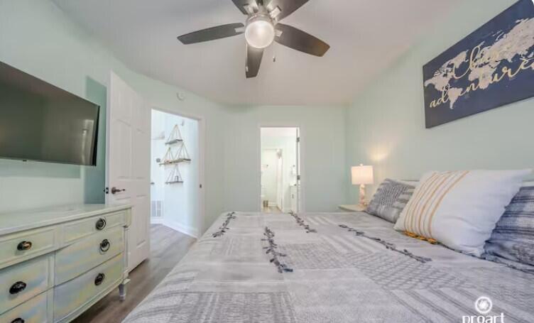 COURT DEL MAR - Residential