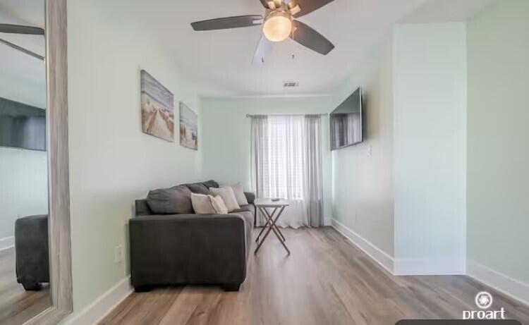COURT DEL MAR - Residential