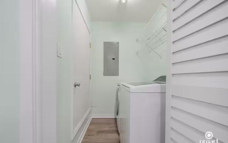 COURT DEL MAR - Residential