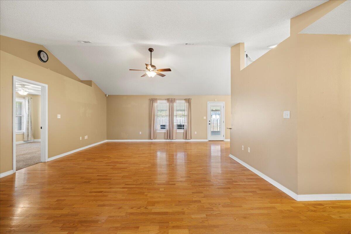 HIDDEN PINES S/D - Residential
