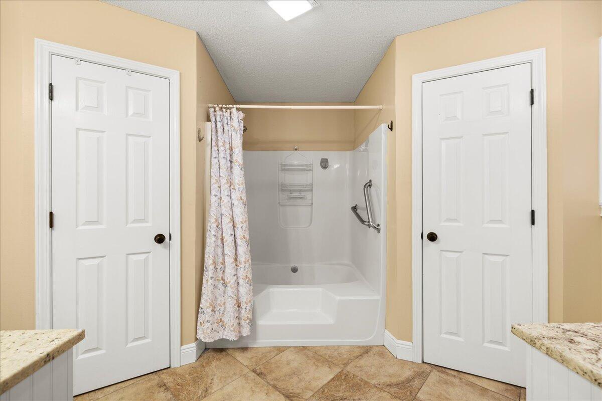 HIDDEN PINES S/D - Residential