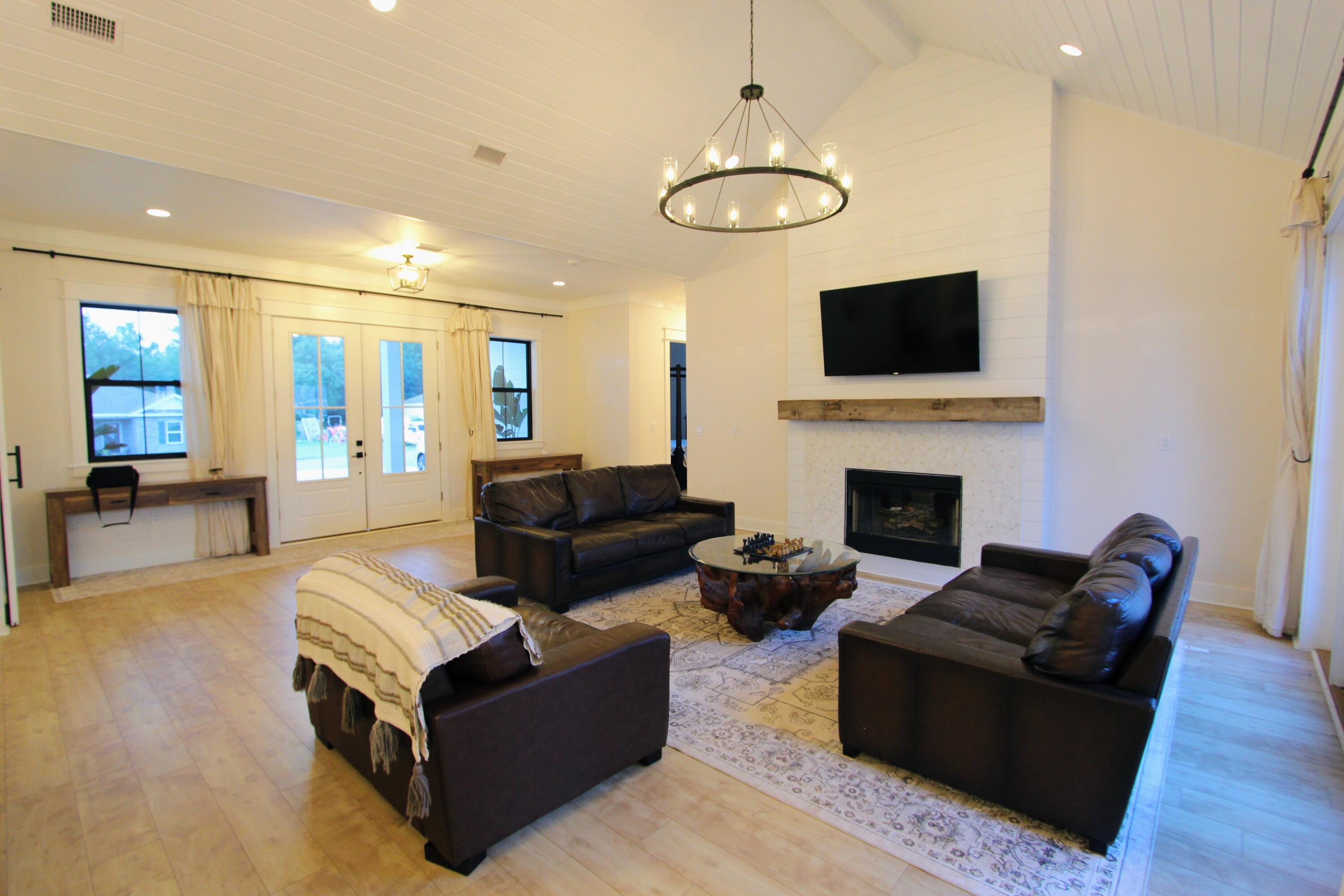 Majestic Oaks Vineyard Ph 1 - Residential Lease