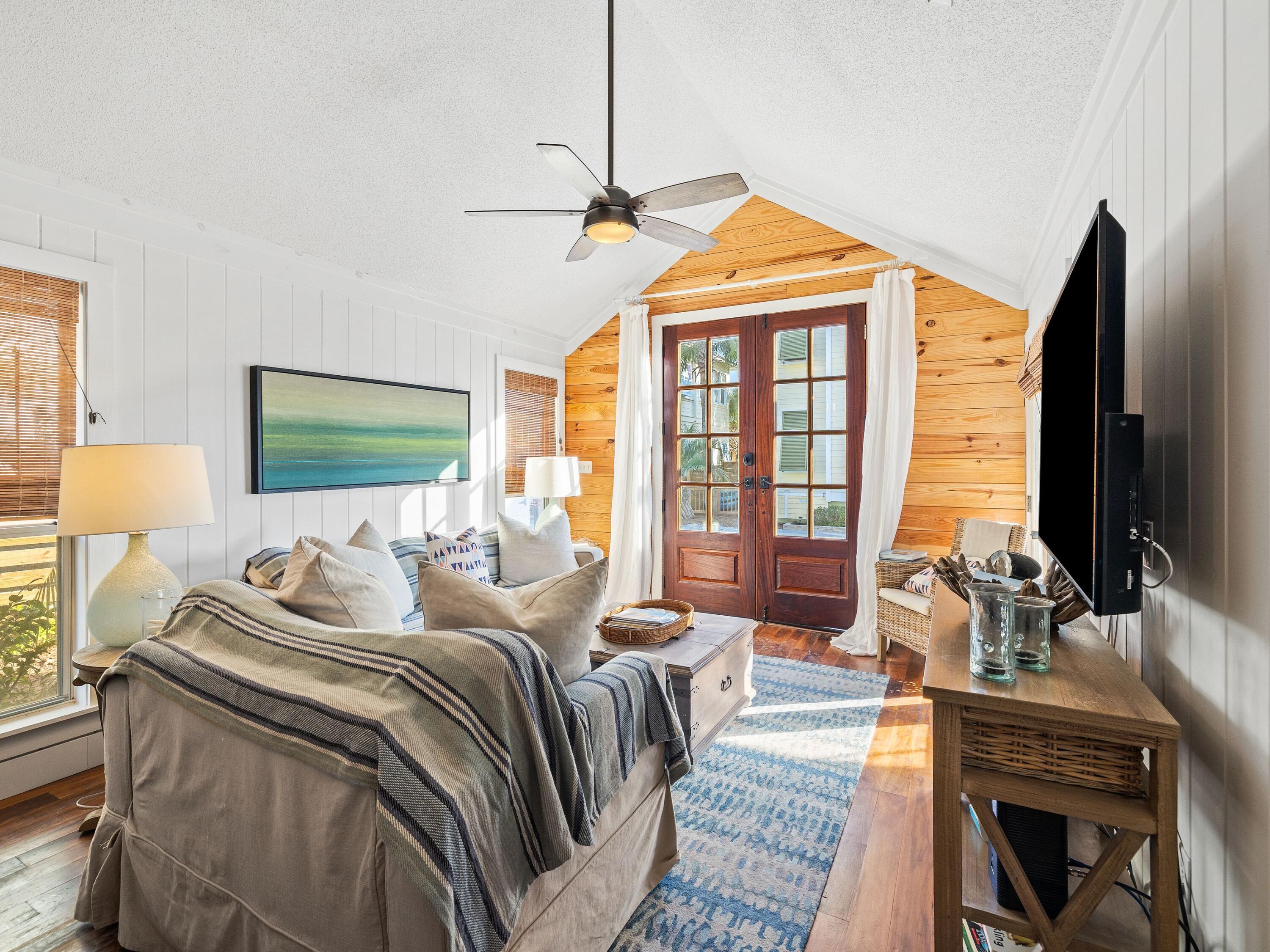 GRAYTON BEACH - Residential