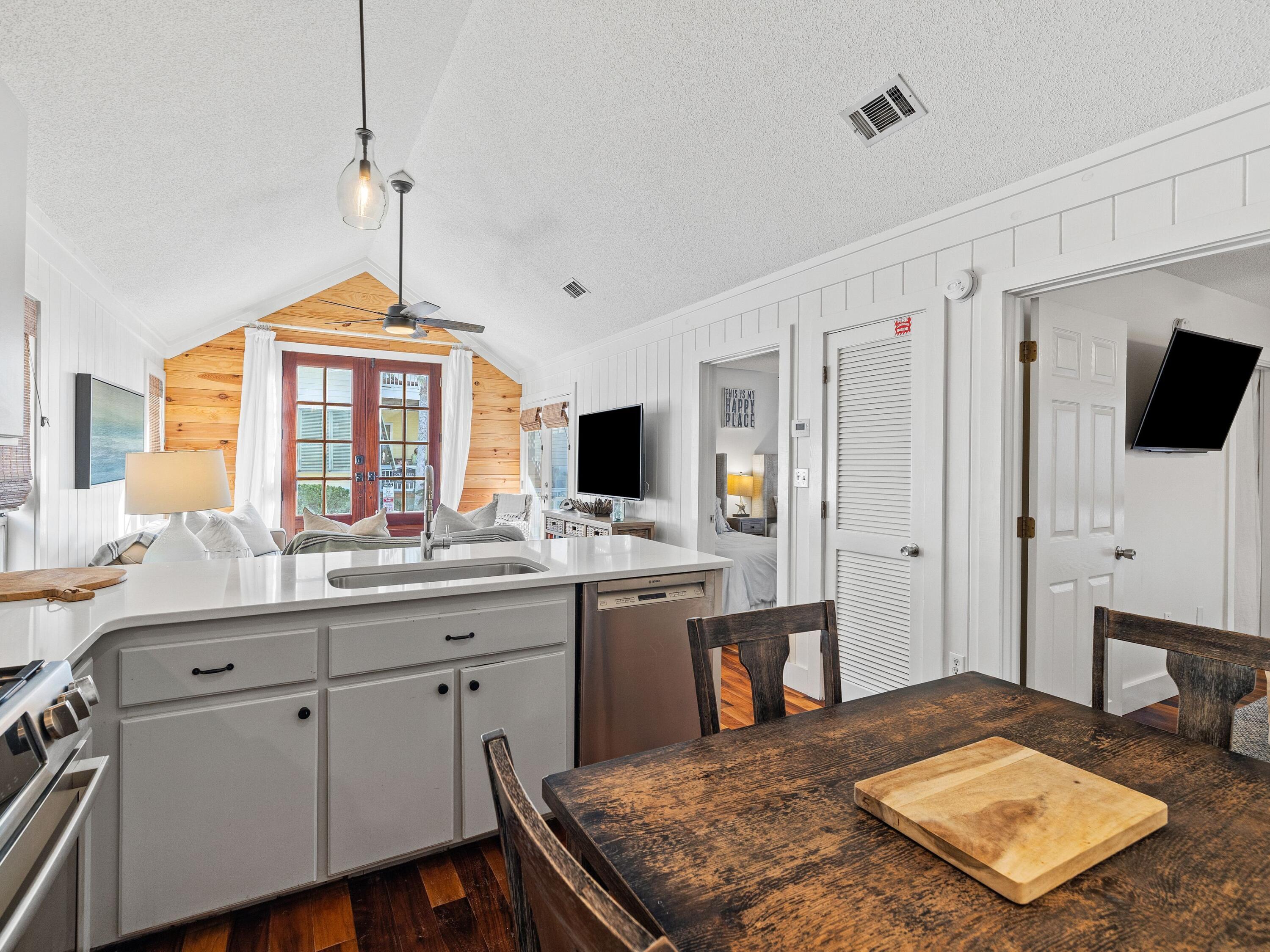 GRAYTON BEACH - Residential
