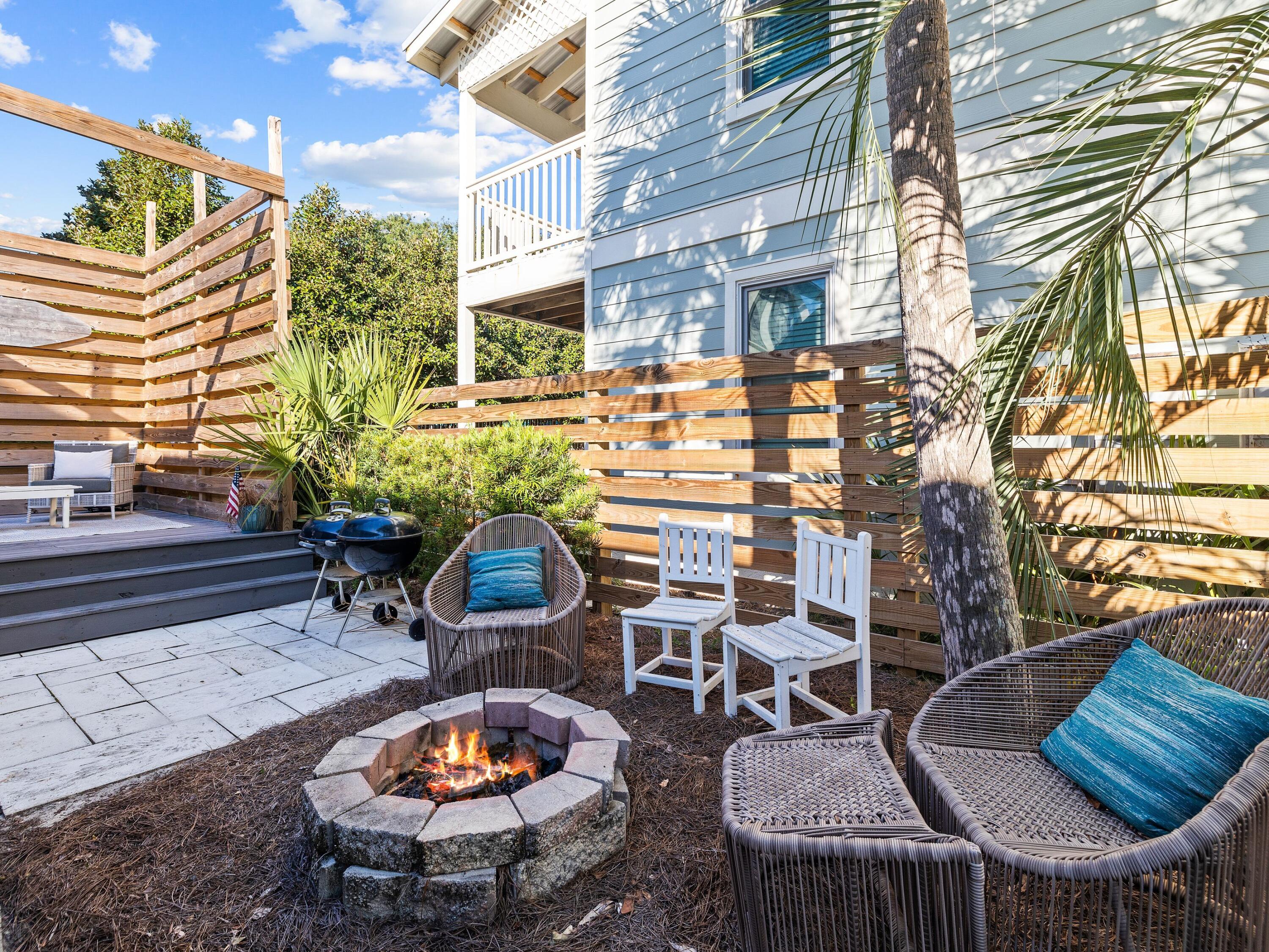 GRAYTON BEACH - Residential