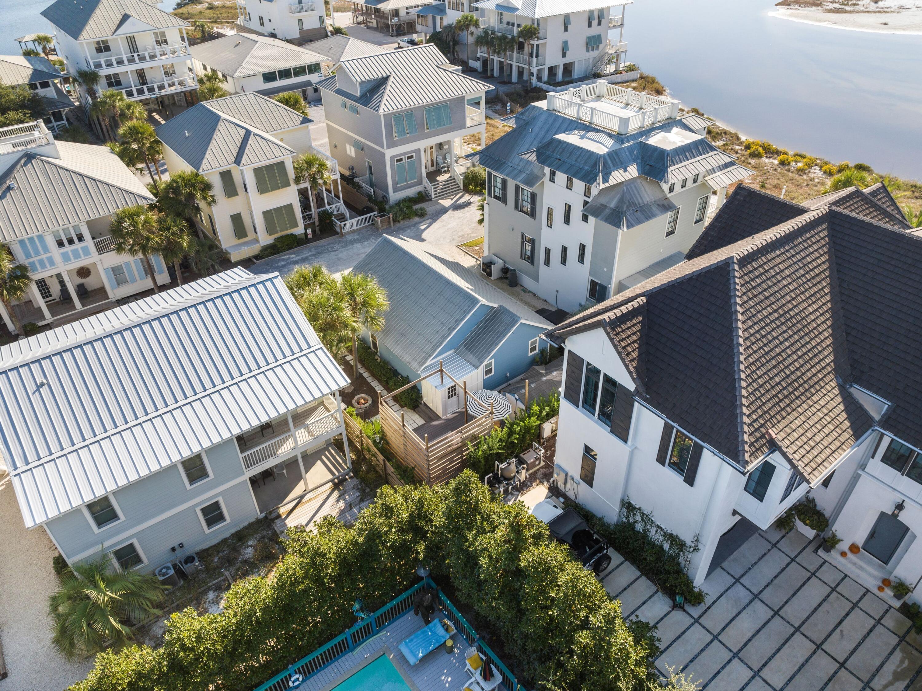 GRAYTON BEACH - Residential