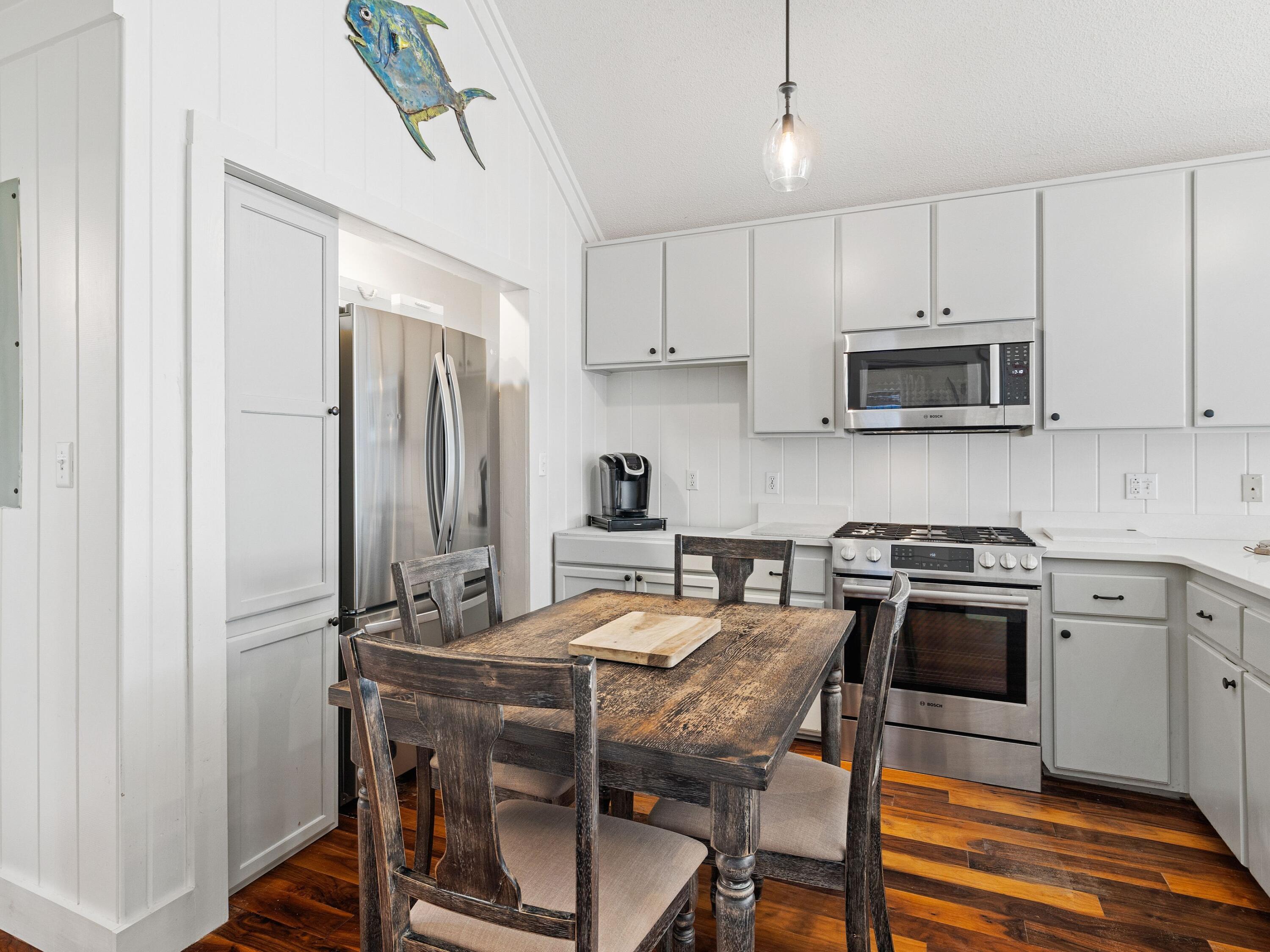 GRAYTON BEACH - Residential