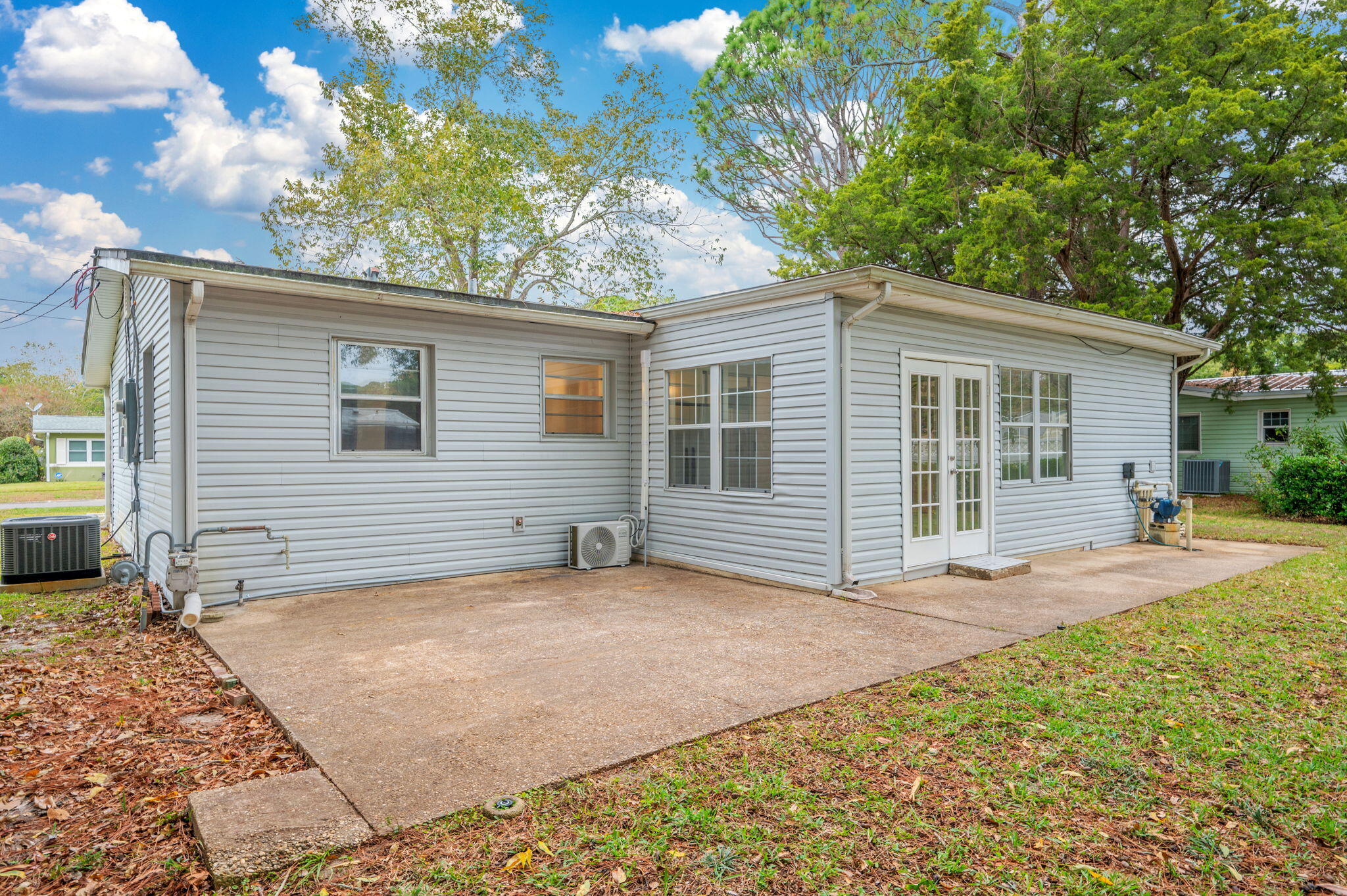 OAK TREE PARK - Residential