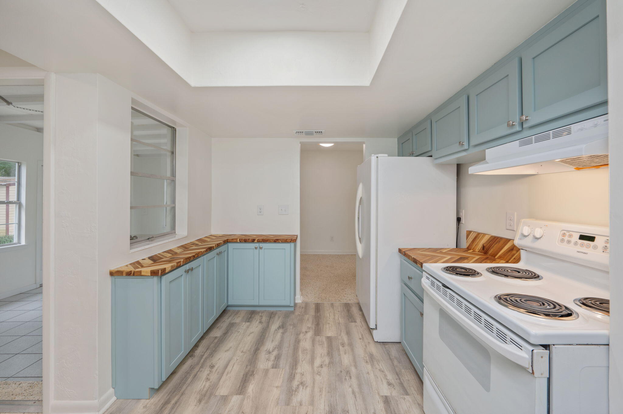 OAK TREE PARK - Residential