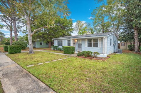Photo of 260 Gregory Drive, Mary Esther, FL 32569 (MLS # 989209)