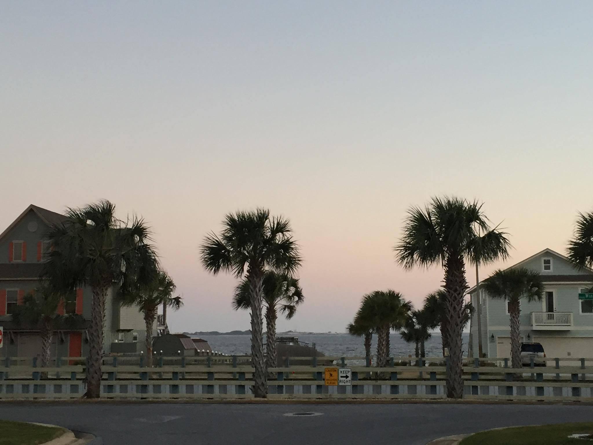 SOUNDSIDE MOORINGS - Residential