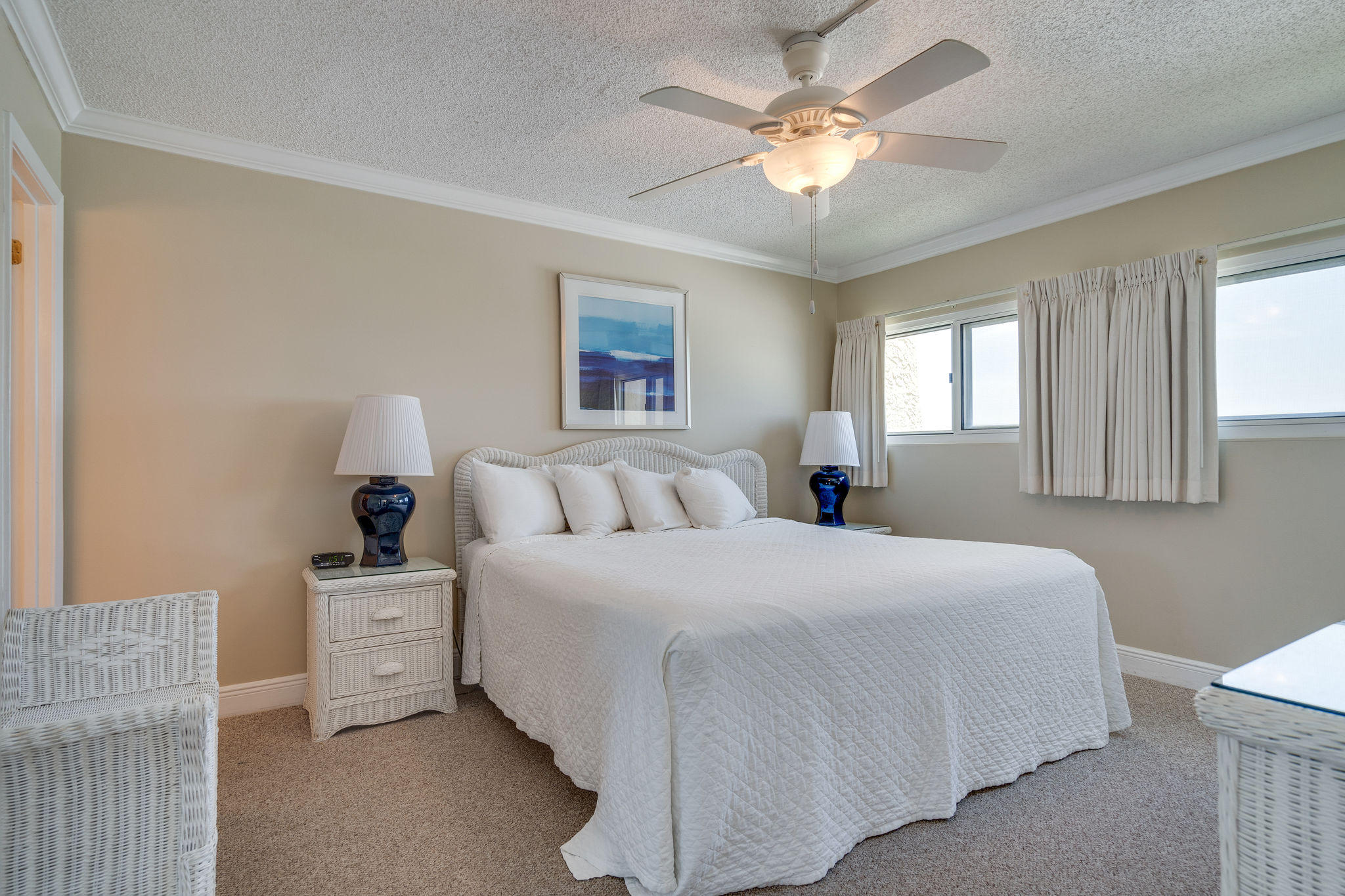 BEACH HOUSE CONDO PH 2 - Residential