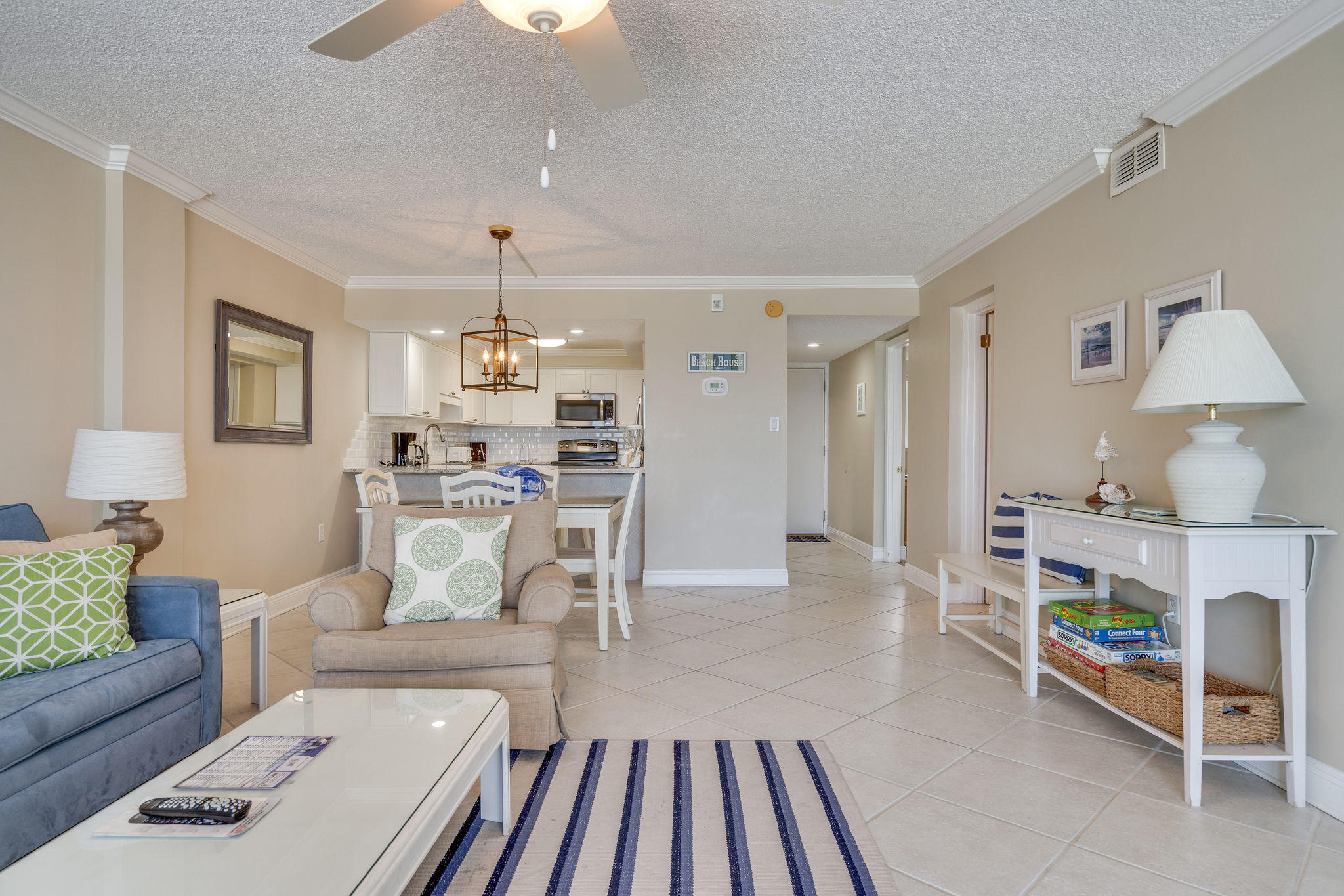 BEACH HOUSE CONDO PH 2 - Residential