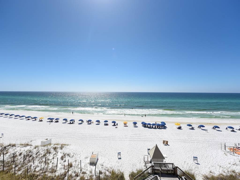 BEACH HOUSE CONDO PH 2 - Residential