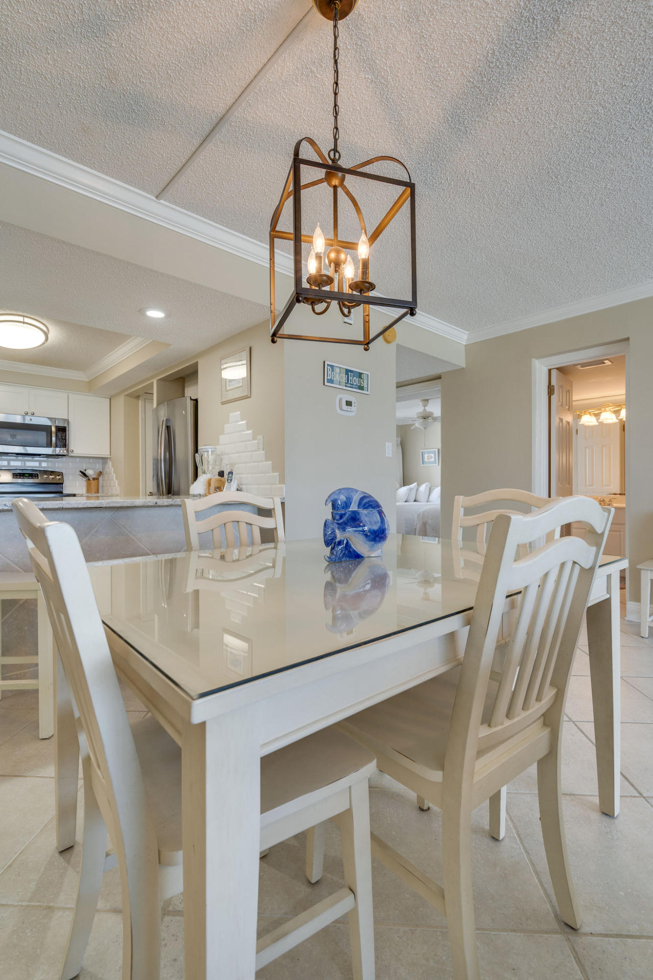 BEACH HOUSE CONDO PH 2 - Residential