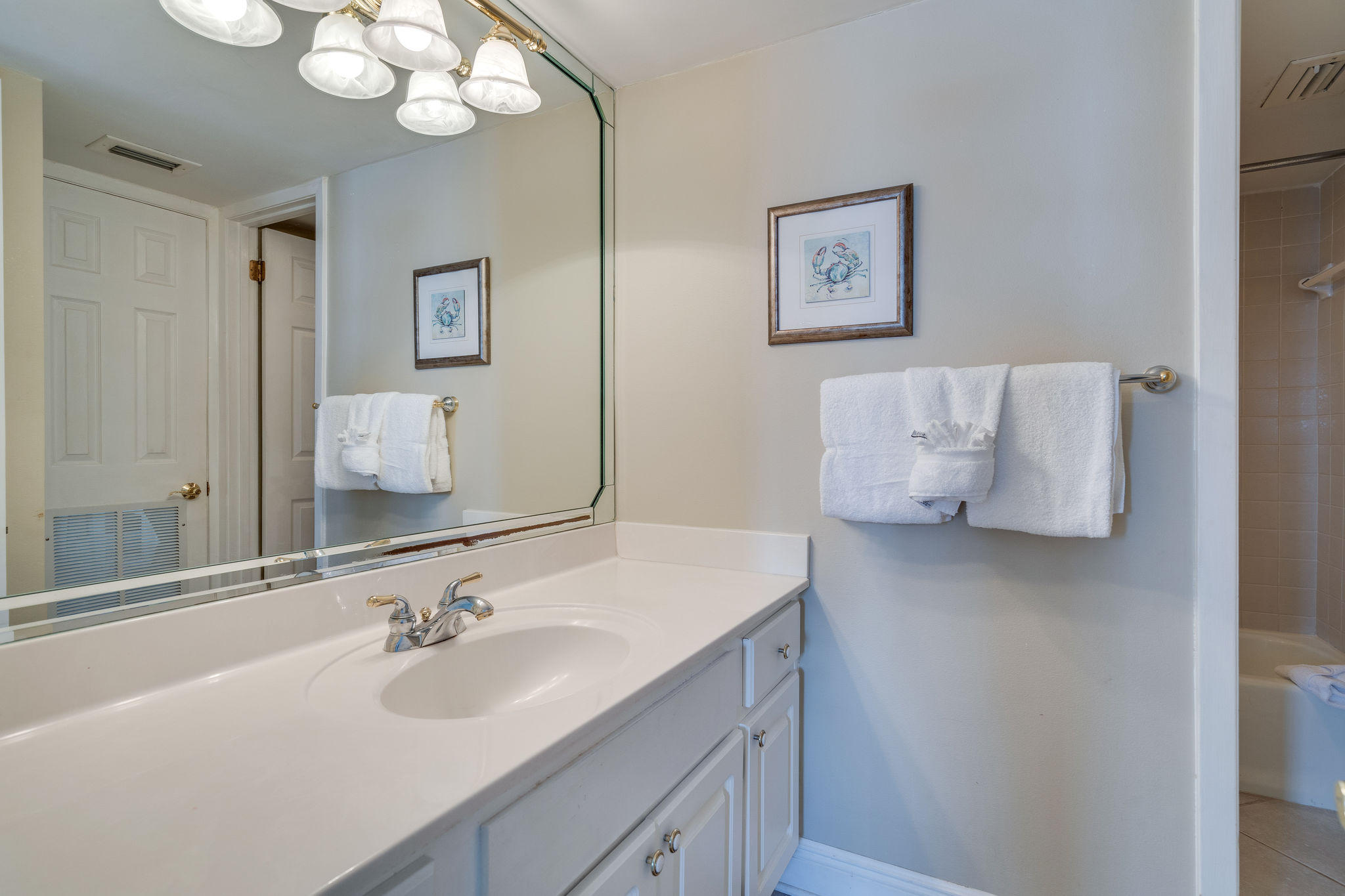 BEACH HOUSE CONDO PH 2 - Residential