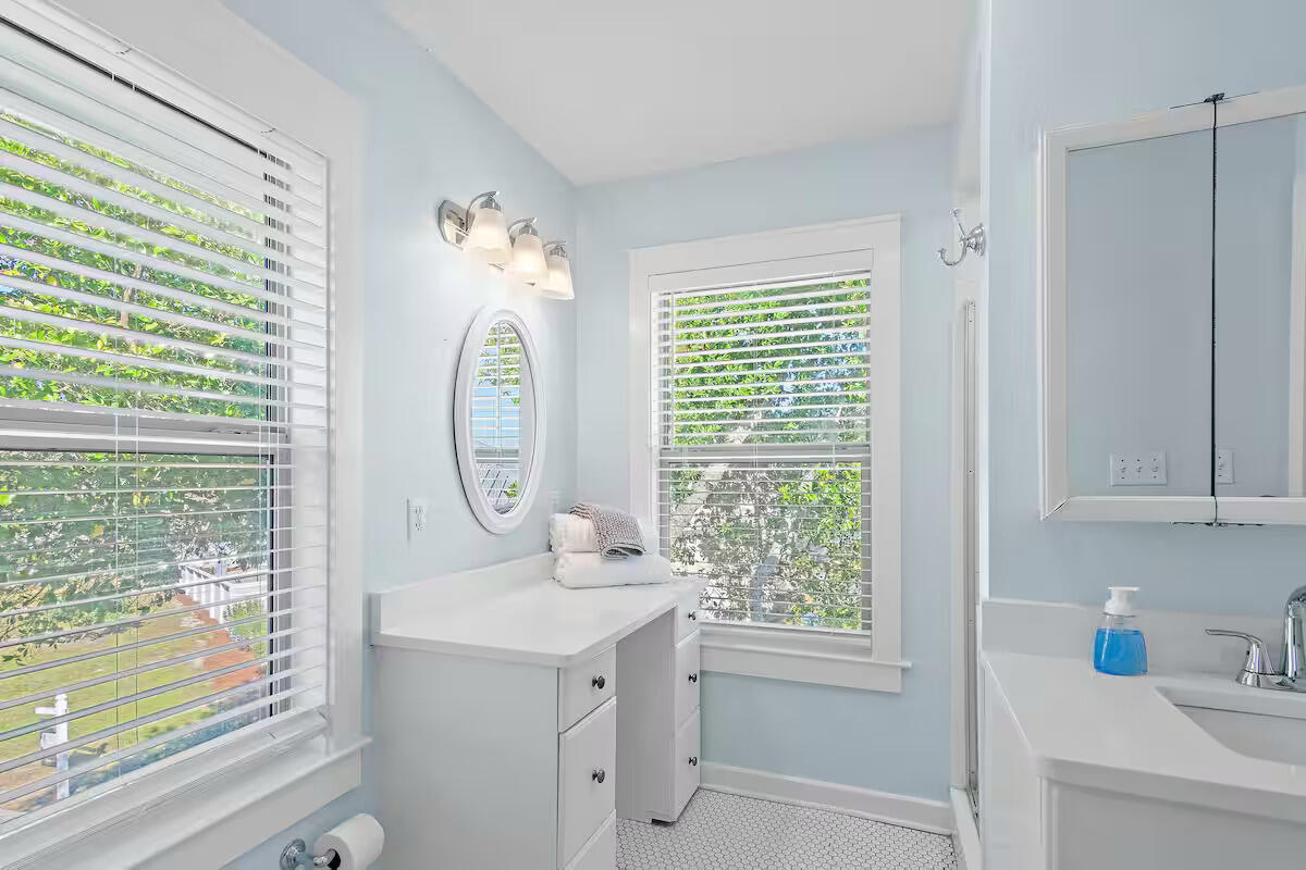 BLUE MOUNTAIN BEACH - Residential