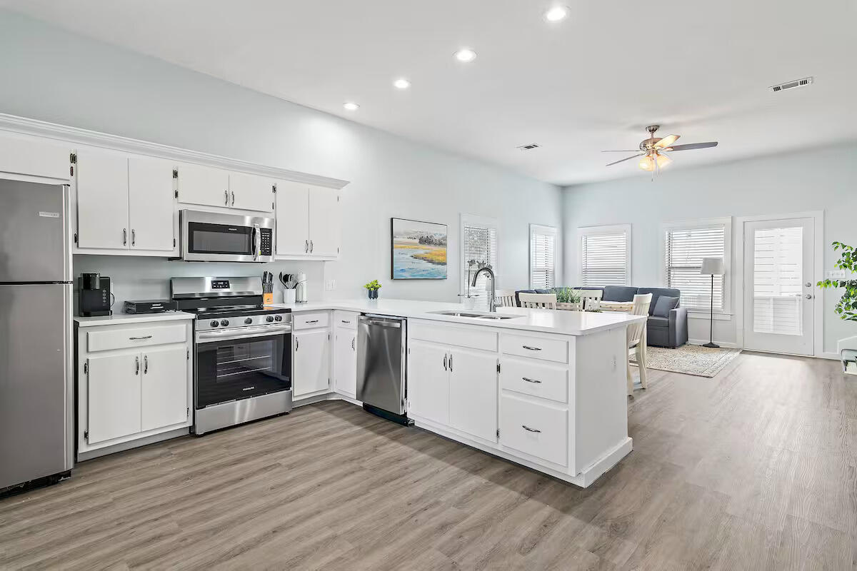 BLUE MOUNTAIN BEACH - Residential