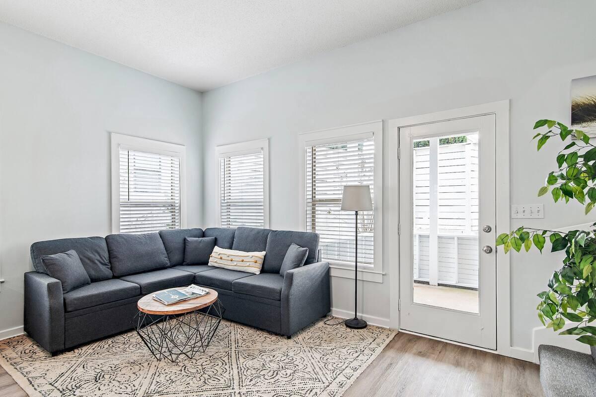 BLUE MOUNTAIN BEACH - Residential