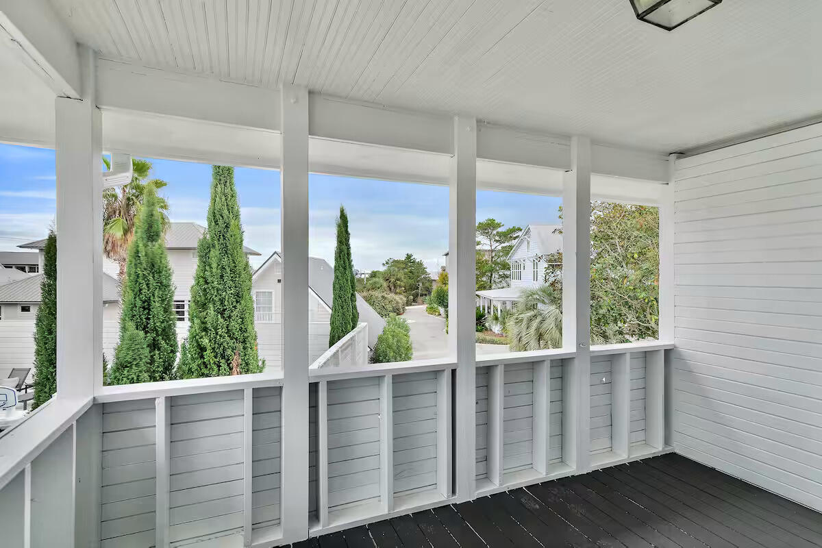 BLUE MOUNTAIN BEACH - Residential