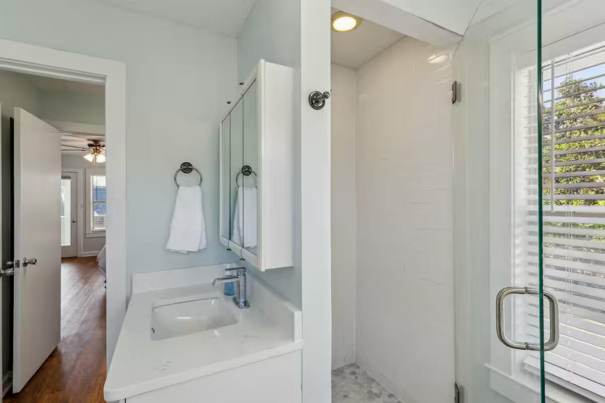 BLUE MOUNTAIN BEACH - Residential