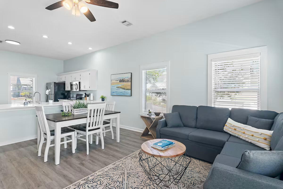 BLUE MOUNTAIN BEACH - Residential