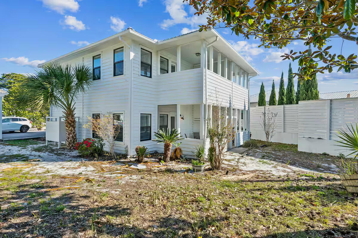 BLUE MOUNTAIN BEACH - Residential