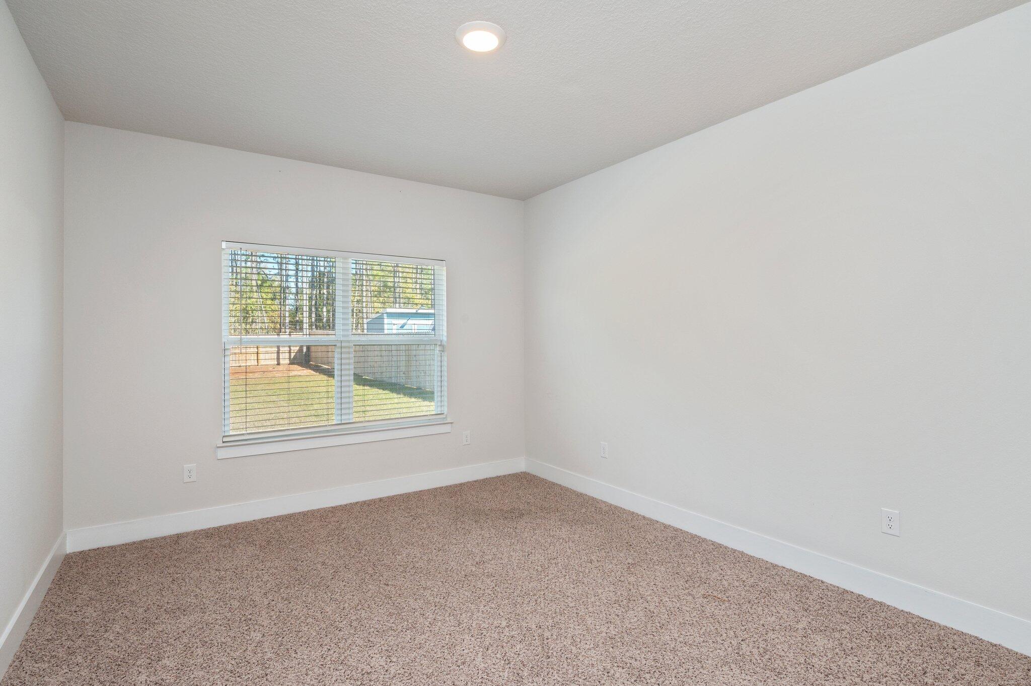 HILLWOOD ESTATES - Residential