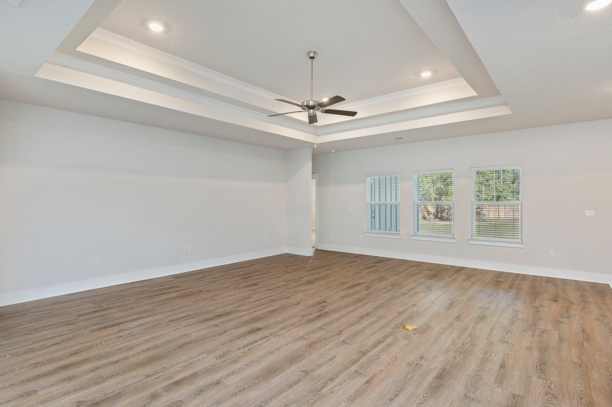 HILLWOOD ESTATES - Residential